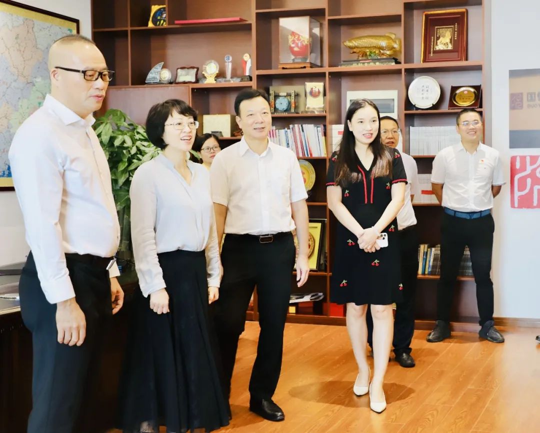 自治區(qū)工商聯(lián)主席眭國華到廣西福建總商會(huì)走訪調(diào)研 宣講黨的二十大精神